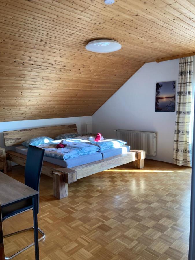 Koerners Ferienwohnung Am Fusse Des Voithenbergs Furth im Wald Exterior photo